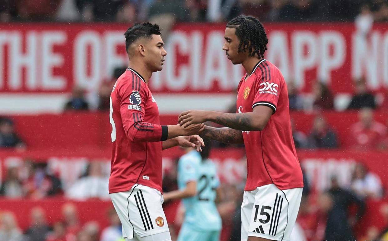 曼联坚持击败对手，提升排名的简单介绍