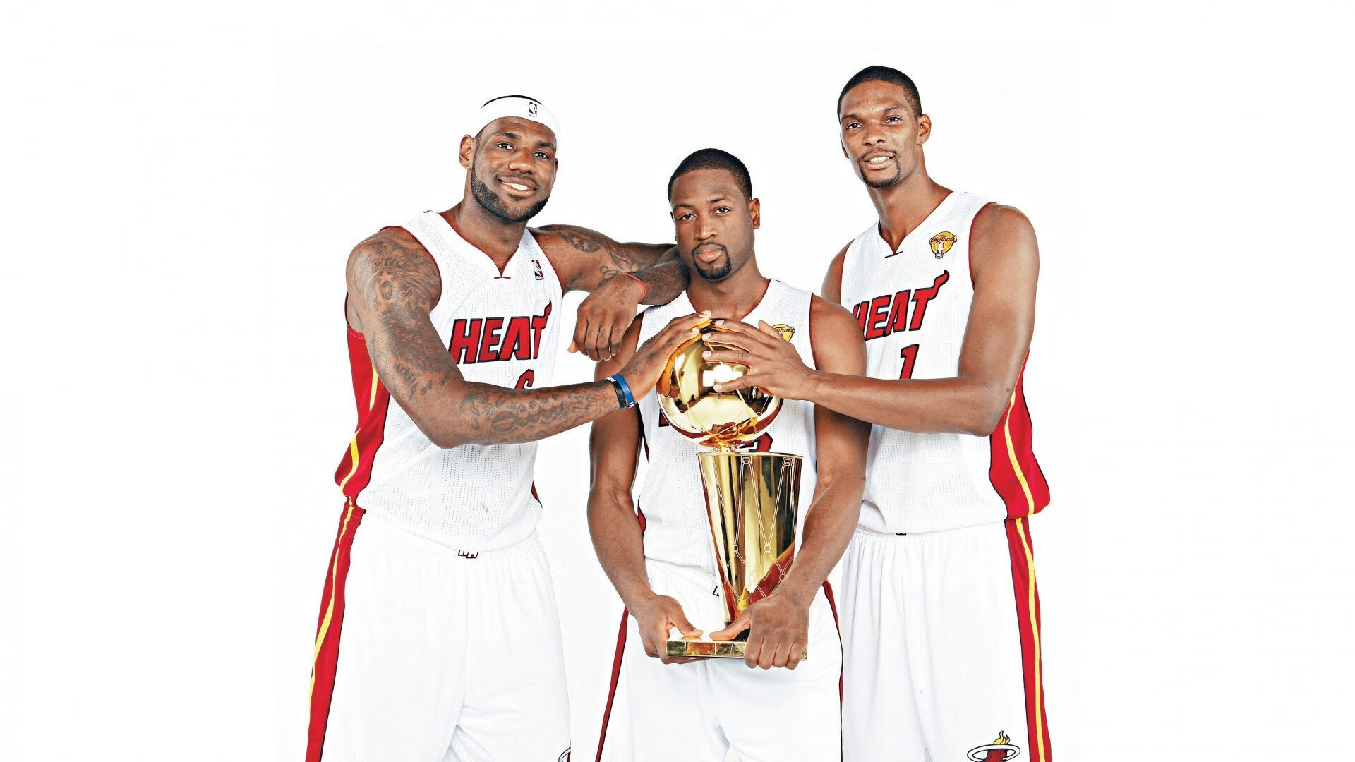 霍勒迪惊艳四座，尼克斯鏖战掘金，一场定义坚韧的经典对决